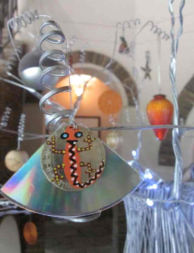 hand painted bottle top and cd disc decoration